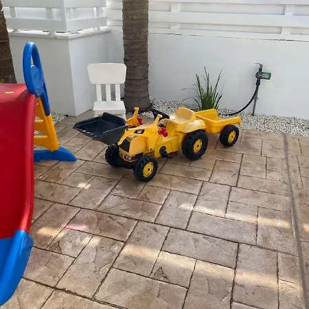 Prázdninový dům Diana - 200 Meters From Kapparis, Fireman's Paralimni