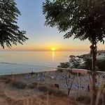 Diana - 200 Meters From Kapparis, Fireman's Holiday home Paralimni