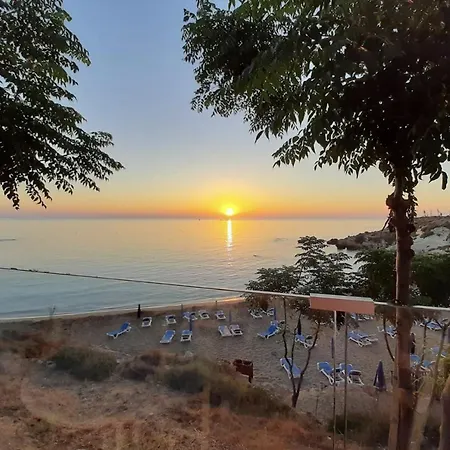 Diana - 200 Meters From Kapparis, Fireman's Σπίτι διακοπών Παραλίμνι