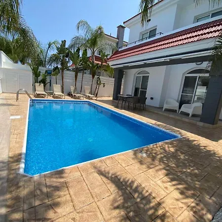 Diana - 200 Meters From Kapparis, Fireman's Holiday home
