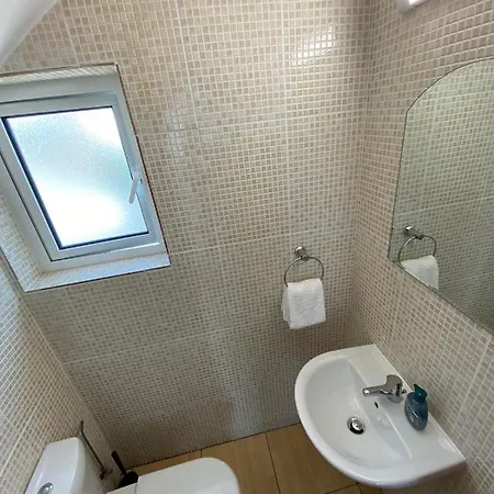 Diana - 200 Meters From Kapparis, Fireman's Παραλίμνι