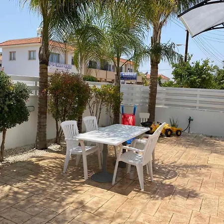 Diana - 200 Meters From Kapparis, Fireman's Σπίτι διακοπών *