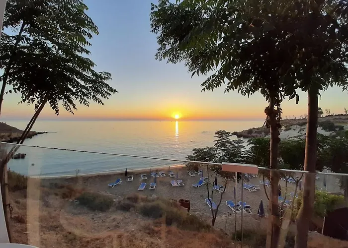 Diana - 200 Meters From Kapparis, Fireman's Case de vacanță Paralimni