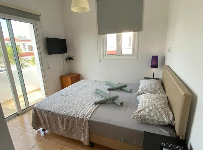 Diana - 200 Meters From Kapparis, Fireman's *