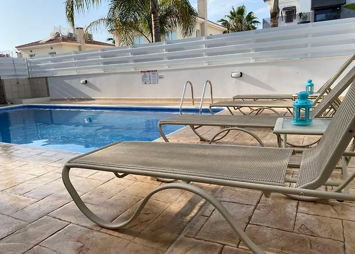 Casa vacanze Diana - 200 Meters From Kapparis, Fireman's Paralimni