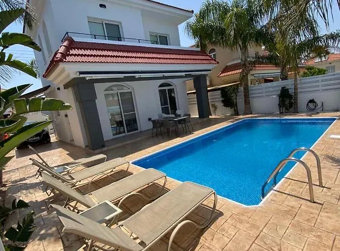 Case de vacanță Diana - 200 Meters From Kapparis, Fireman's